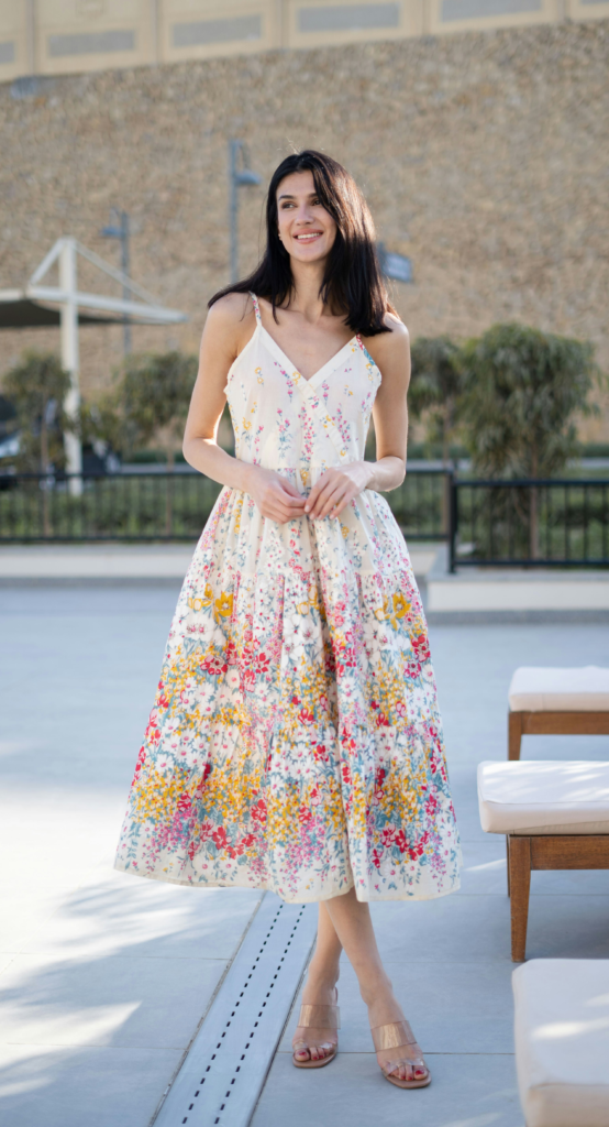 feminine summer outfits