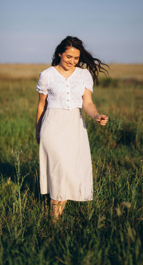 feminine summer outfits 