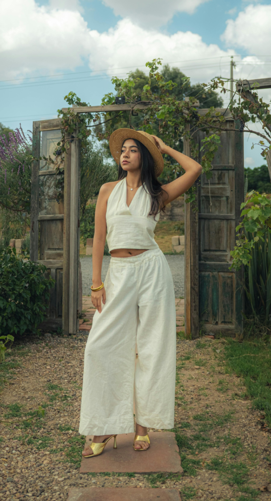 feminine summer outfits